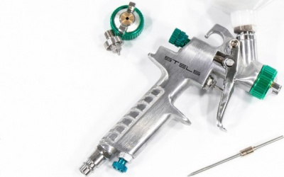 Краскораспылитель AG 810 HVLP, гравитационный, сопло 0.8 мм и 1 мм StelsStels